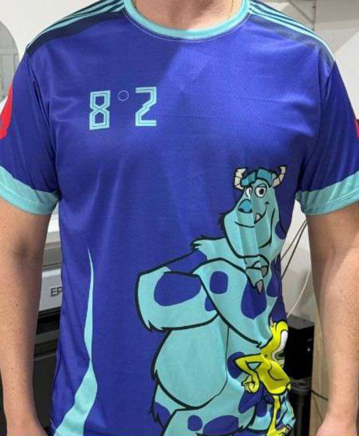 Camiseta Básica Manga Curta – Tecido Dryfit